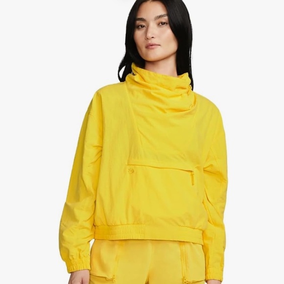 Nike Women's Sportswear Tech Pack Woven Long-Sleeve Pullover Oversized Fit - Picture 1 of 8